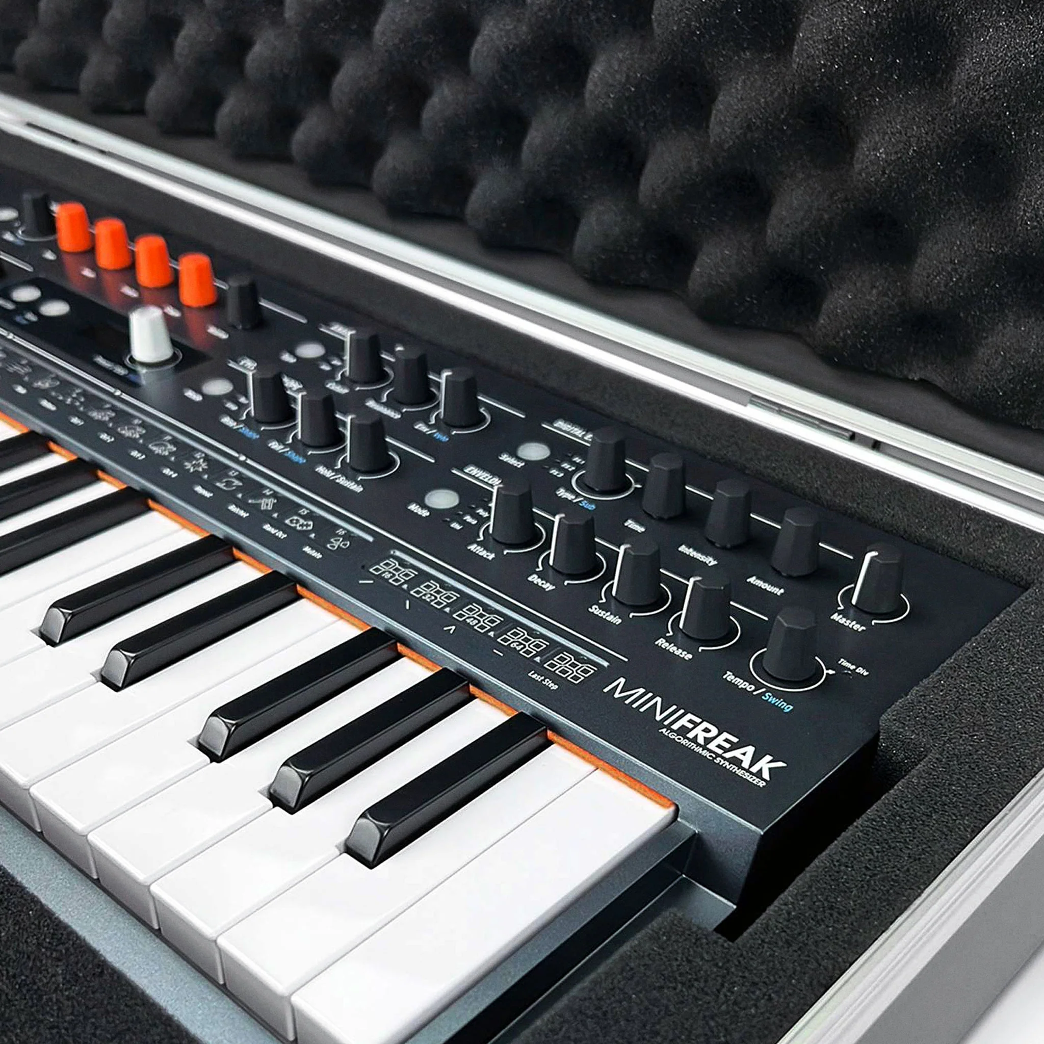 UNISON Arturia MiniFreak Case - Image 5